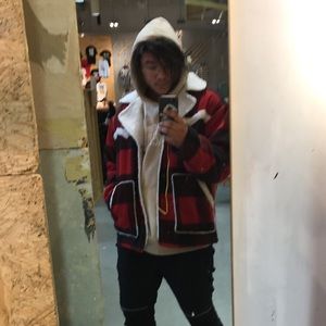 Meet your Posher, Ty